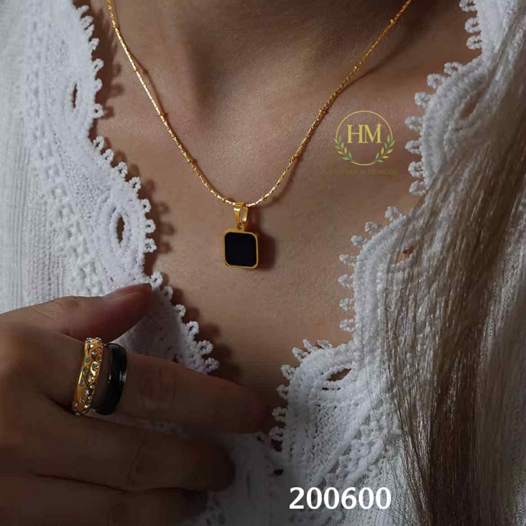 كوليه مربع اسود عيار 316\200600